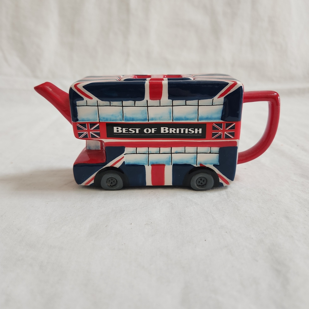 Union Jack Double Decker Bus Teapot - Picture 2 of 11
